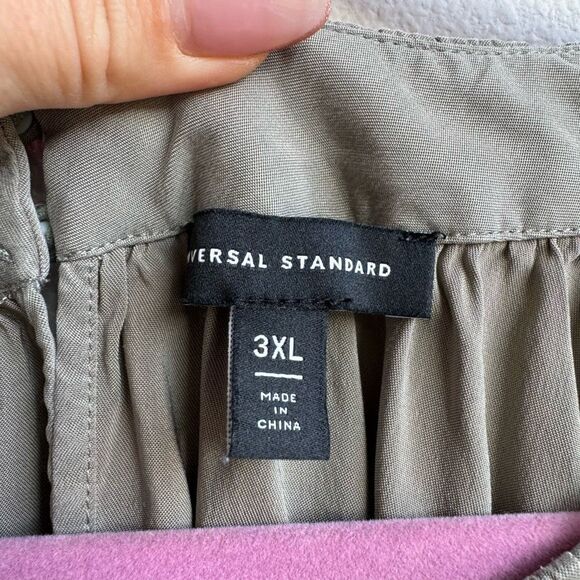 Universal Standard Patricia Long Sleeve Gathered Neck Blouse Sage Green Size 3XL - Picture 4 of 6